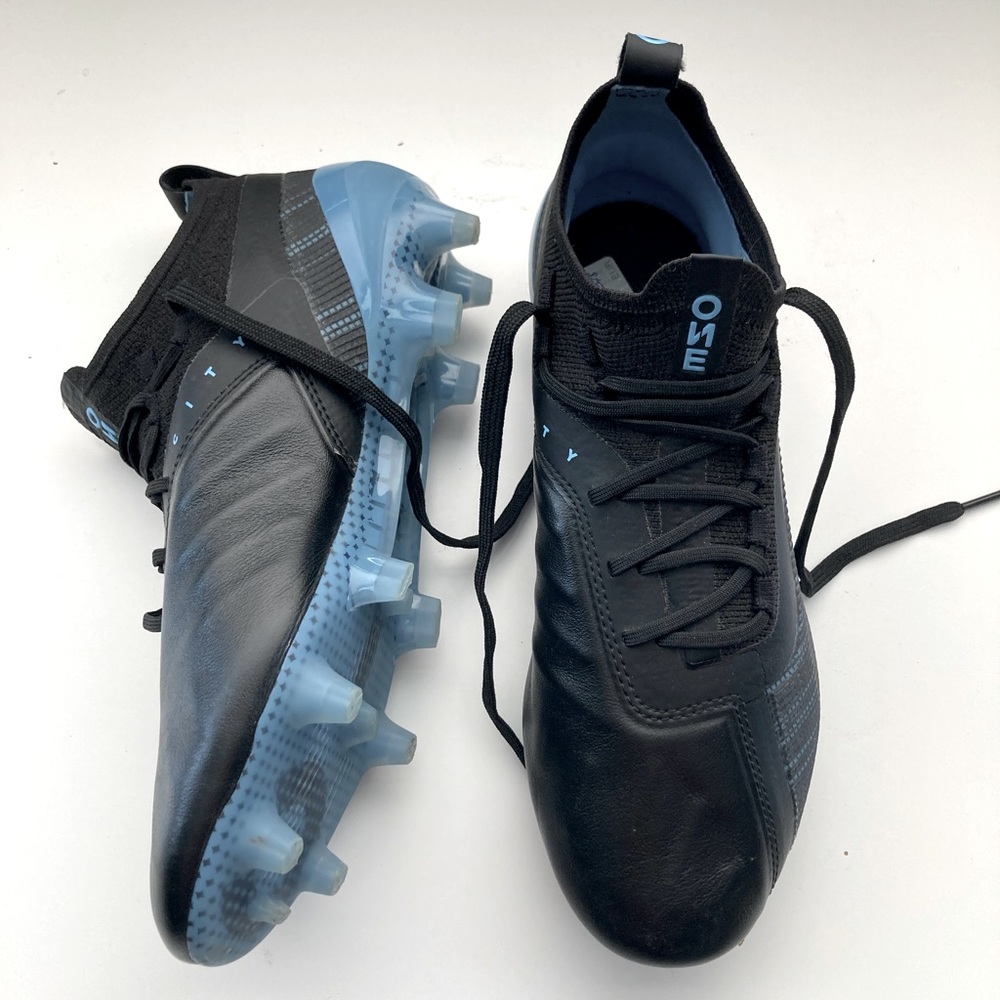 Puma Soccer Cleats size US 5.5